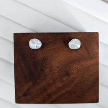Load image into Gallery viewer, OOAK Keshi Pearl Studs