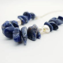 Load image into Gallery viewer, Sodalite and freshwater pearls chunky necklace
