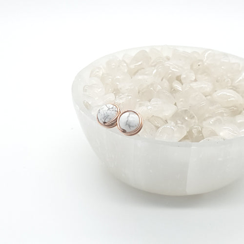 Prisma Jewel - Handmade Jewellery - Earstuds - Howlite - White - Grey - Wirewrap