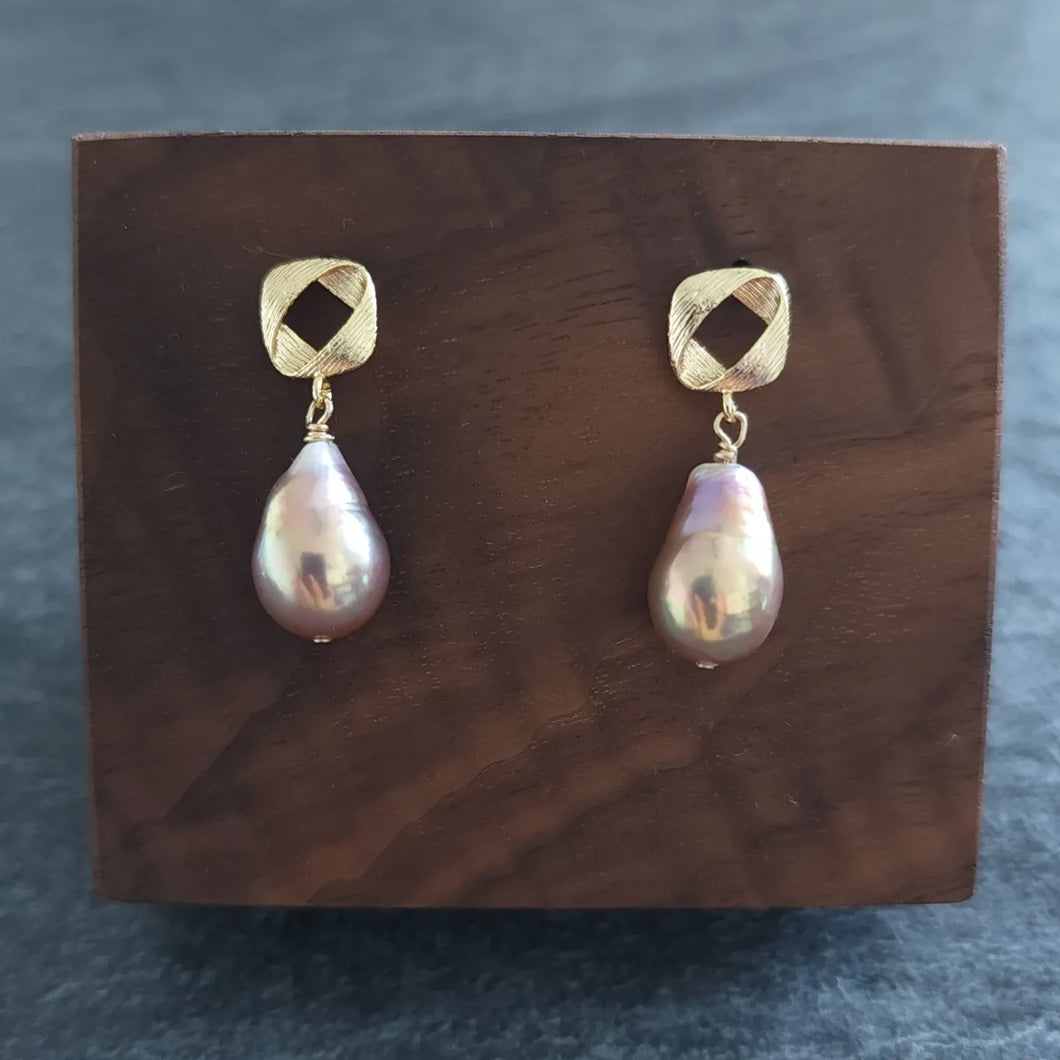 Freshwater pearl drops set with square weaving style earposts